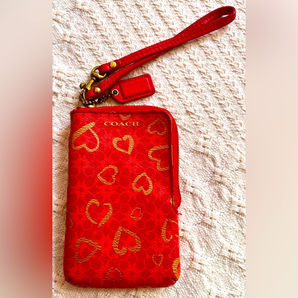 Coach Waverly Hearts Y2K Mini Wristlet. GUC.